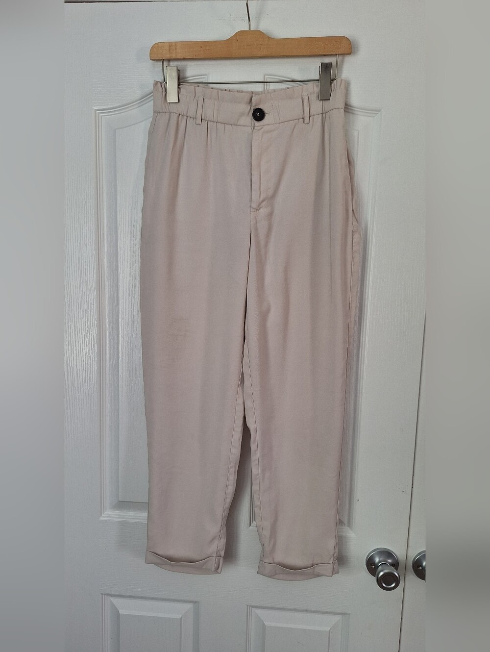 Zara Pale Beige Cropped Tapered Pants